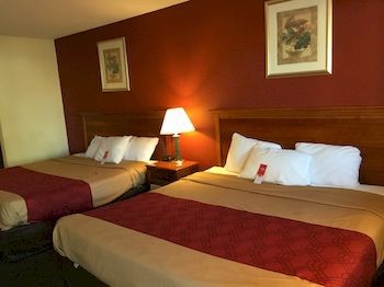 Econo Lodge Норуолк Экстерьер фото
